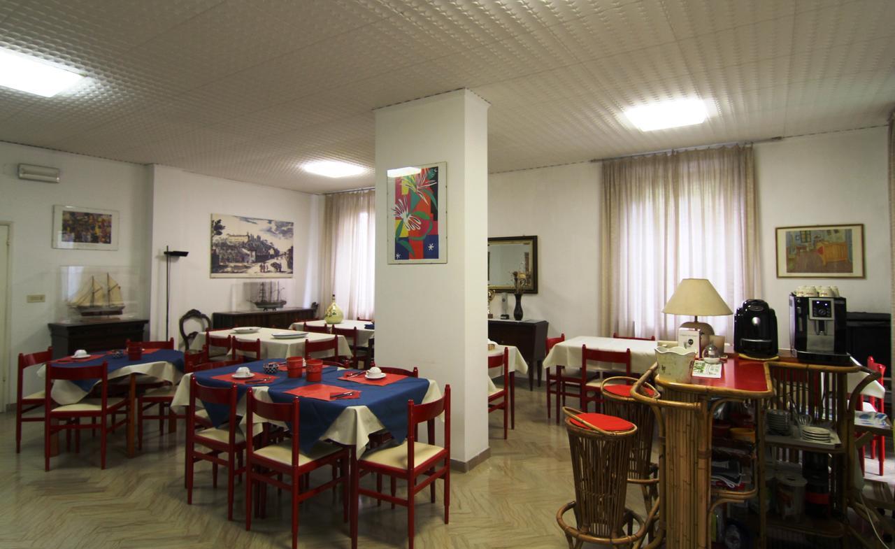 Hotel Garni Picnic Riccione Zewnętrze zdjęcie